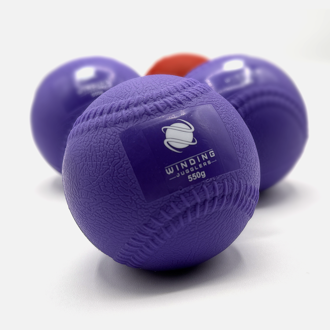 Pack of 4 Heavy Juggling Balls 300g. Winding Jugglers. Red Training Balls (7.5 cm)